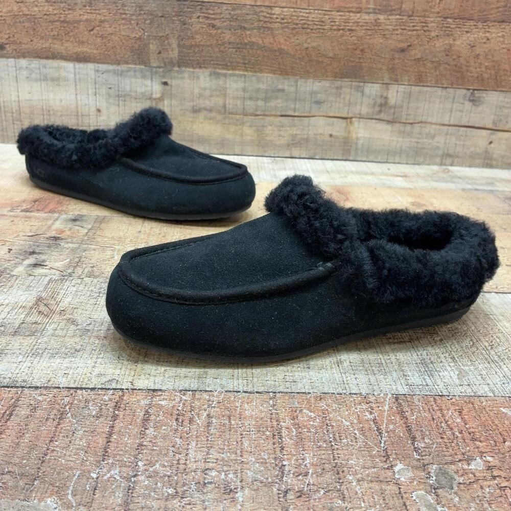 UGG Slippers Womens Size 8 39 Black Suede Shearling Lined Clog Shoes Comfort